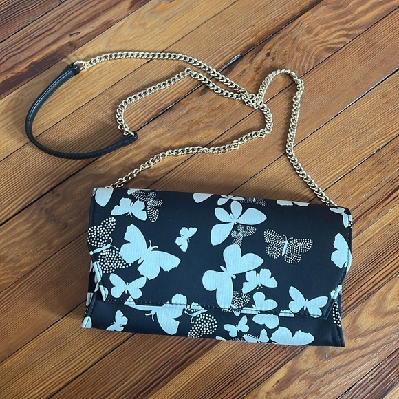 Talbots Black and White Butterfly Clutch with Detachable Gold Chain - Picture 5 of 10